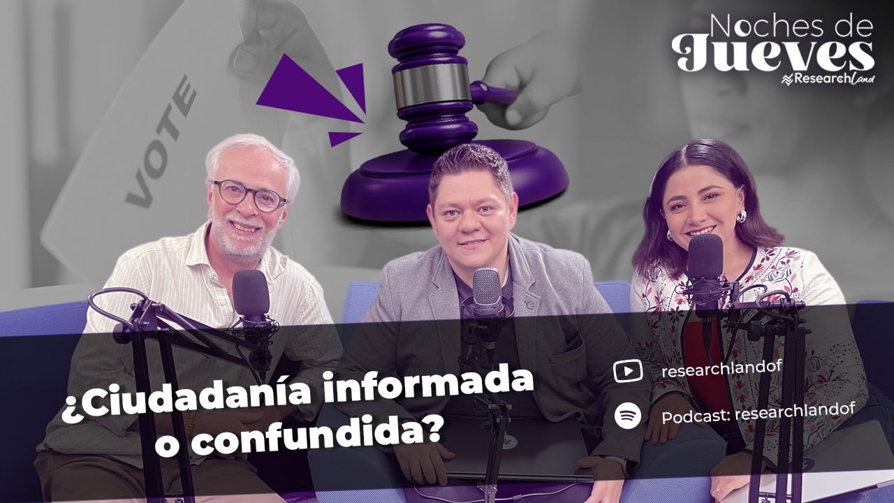 Pablo Levy y dos participantes en el podcast Research Land debaten sobre participación ciudadana, información pública y procesos electorales.